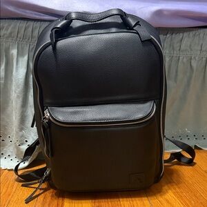 Samsonite Women’s Everyday Leather Backpack